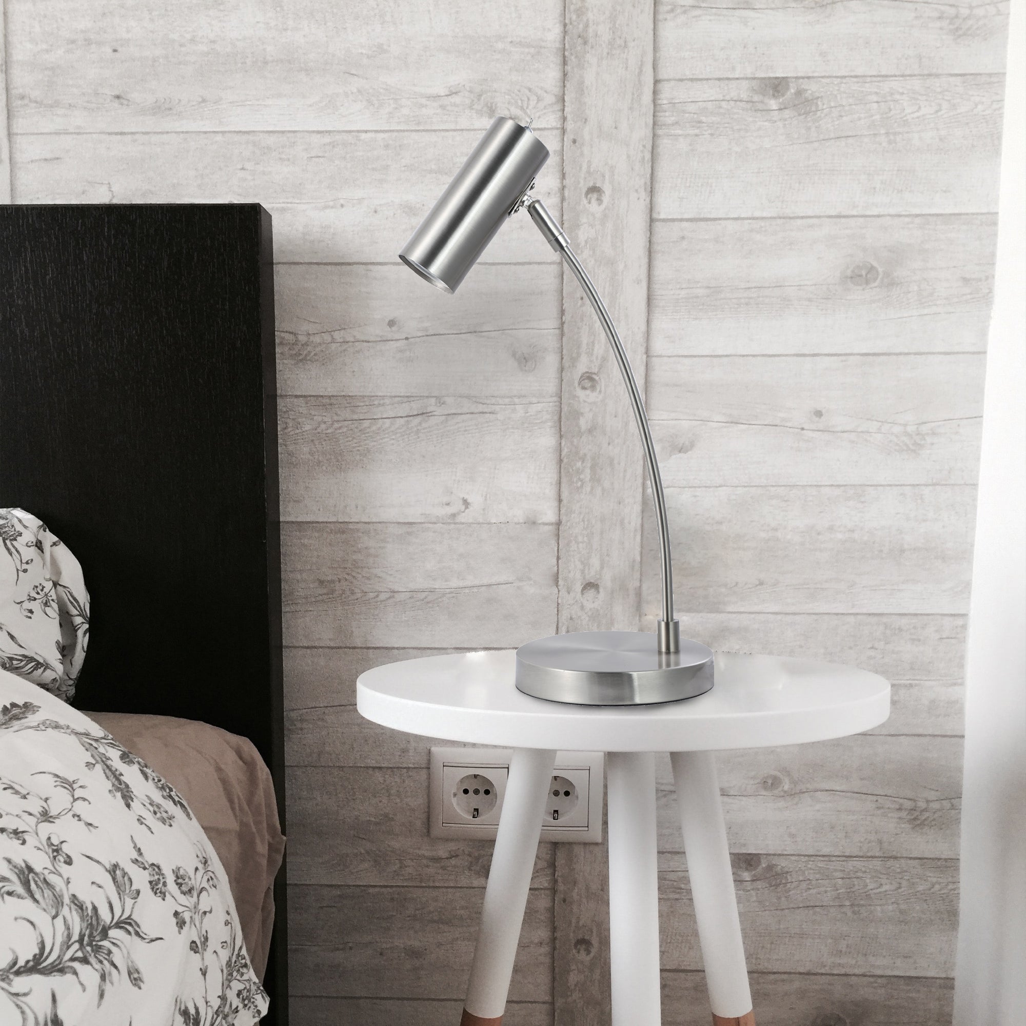 Sarla Table Lamp (Satin Chrome)